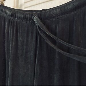 Vintage Private Edition by Chico’s Pull-On Cargo Pants – Large (Chico’s Size 2)